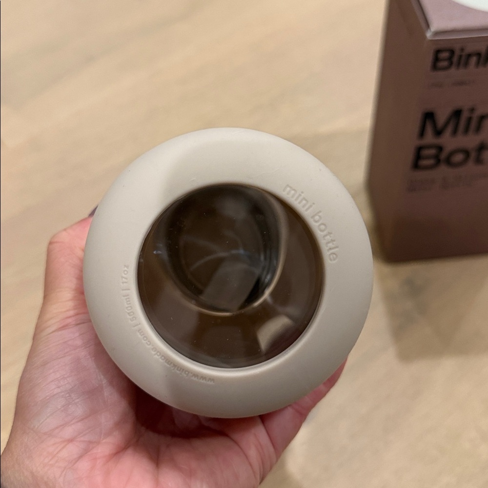 NWT- Bink Cream Mini Water Bottle - Picture 5 of 8